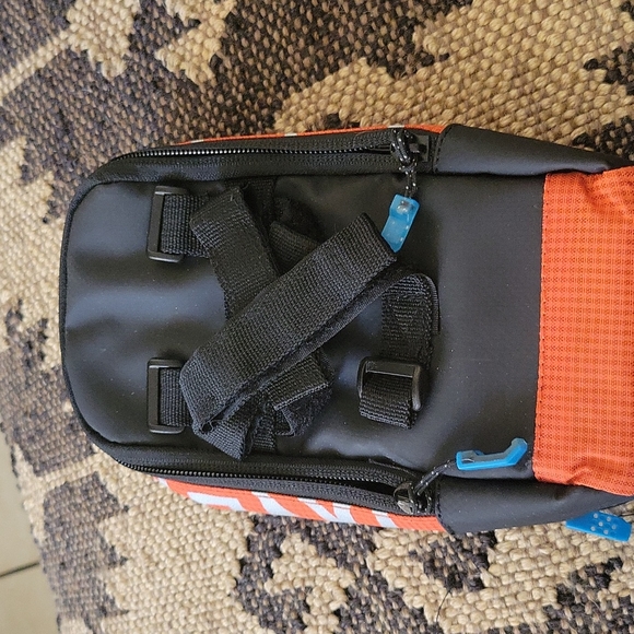 Brand new and beautiful - Picture 3 of 6